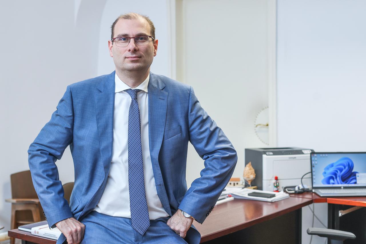 Zagreb: Prof. dr. sc. Frane Staničić