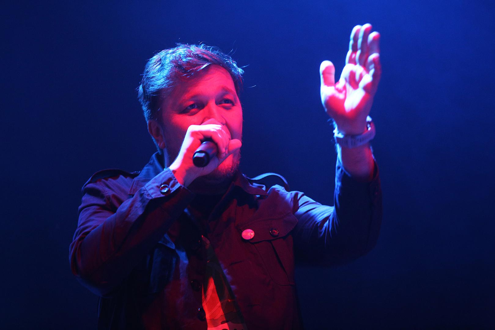 U društvu supruge i kćeri Ariel – Yasmin njemu je kaže, najbolje