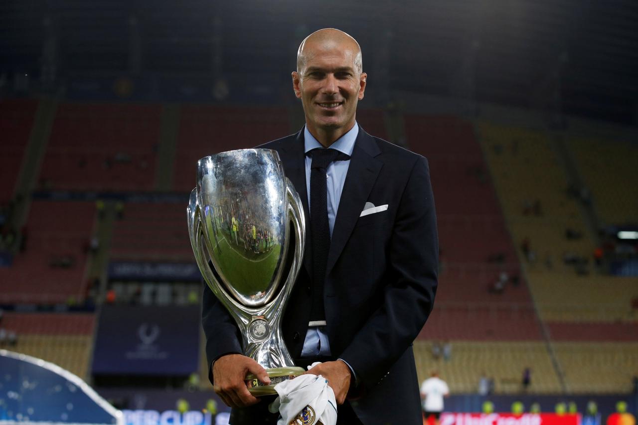 Zidane tells Real Madrid he will step down as coach
