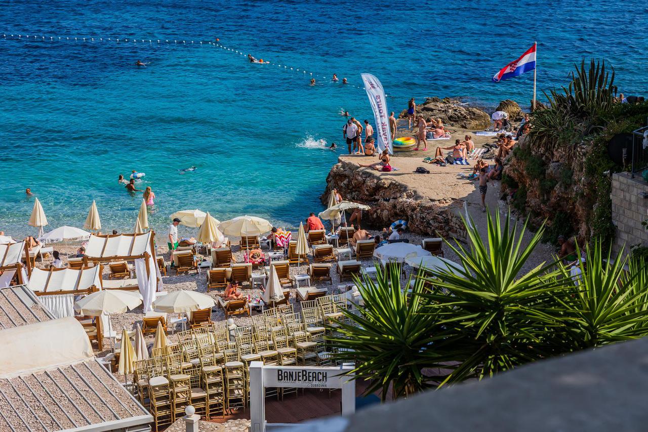 Dubrovnik: Pogled na plažu Banje