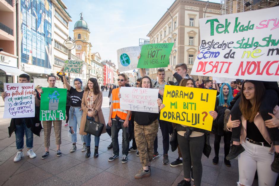 Prosvjedi učenika zbog klimatskih promjena
