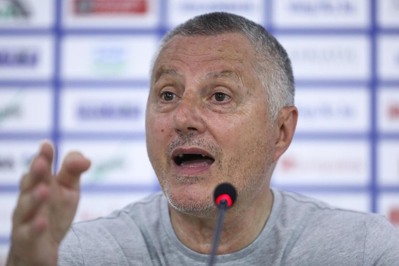 Sarajevo: Novi trener Željezničara Tomislav Ivković održao konferenciju za medije