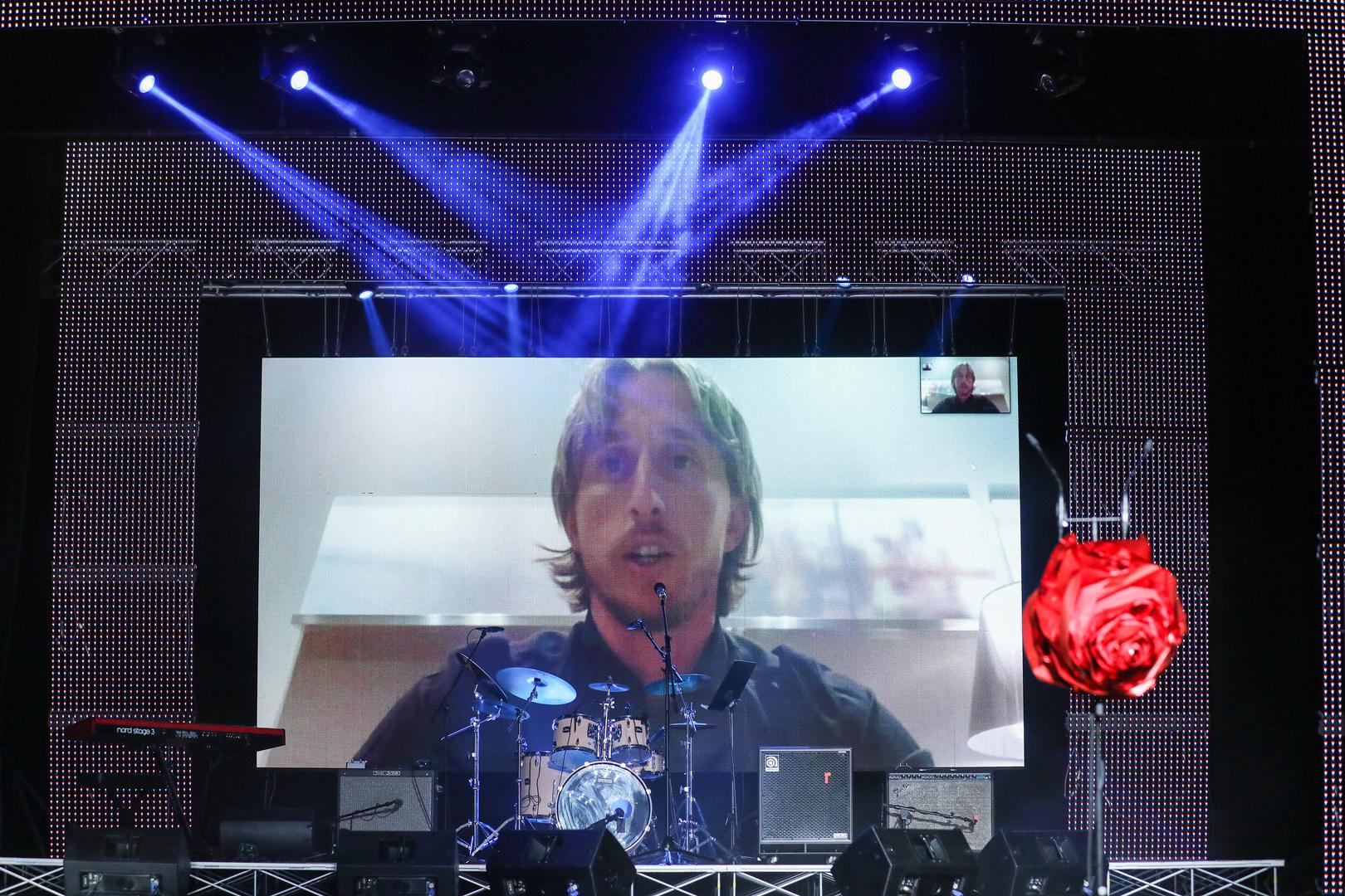 U nastavku naše galerije pogledajte najbolje trenutke s dosadašnjih dodjela Večernjakovih ruža!