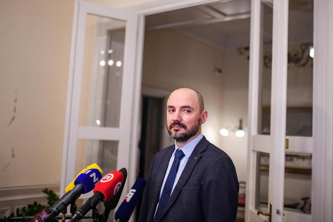 Zagreb: Boris Milošević dao je izjavu medijima nakon Koalicijskog sastanka u Vladi