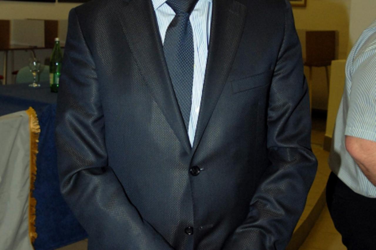 Pero Ćosić
