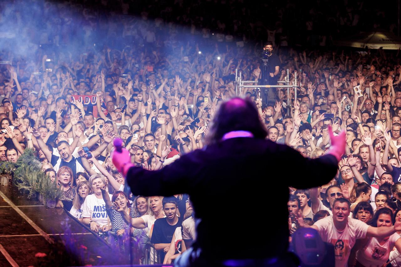 Veliki koncert Miše Kovača na Starom placu u Splitu