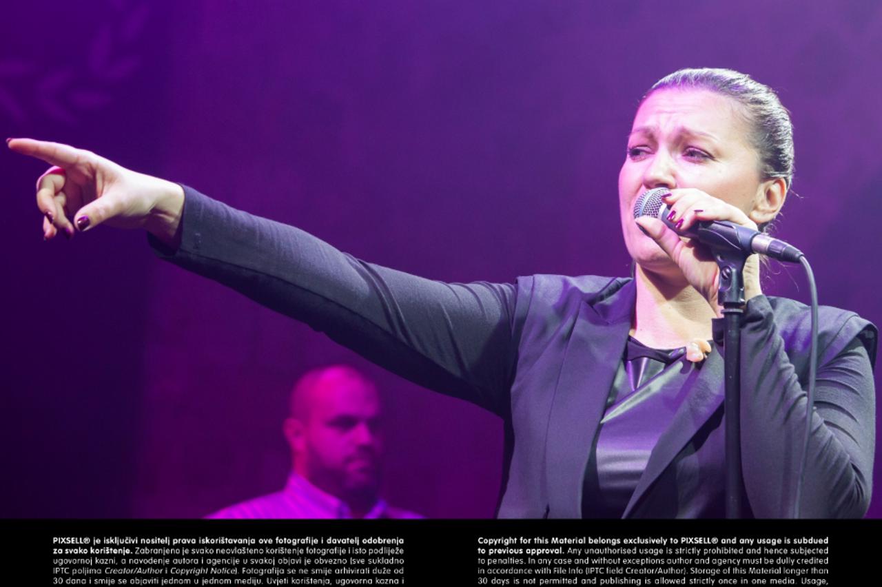nina badrić,portal