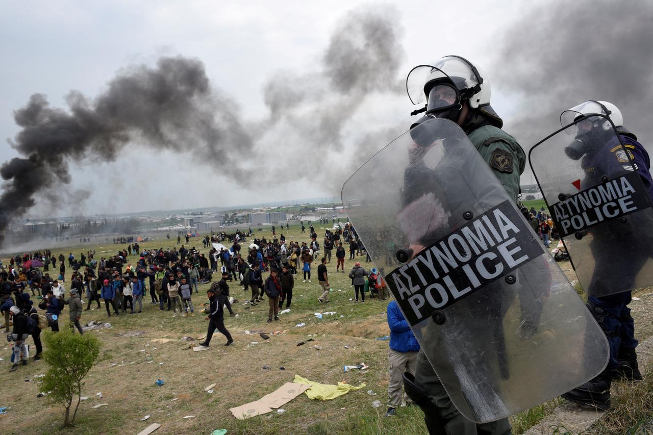 Sukob policije i prosvjednika u izbjegličkom kampu kod Soluna