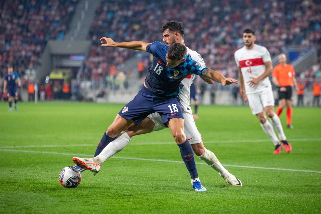 Osijek: Susret Hrvatske i Turske u kvalifikacijama za EURO 2024.