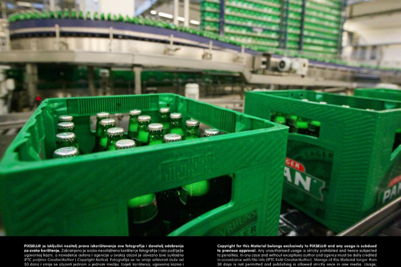 '16.11.2011., Koprivnica - Punionica pivovare Carlsberg Croatia.  Photo: Marijan Susenj/PIXSELL'