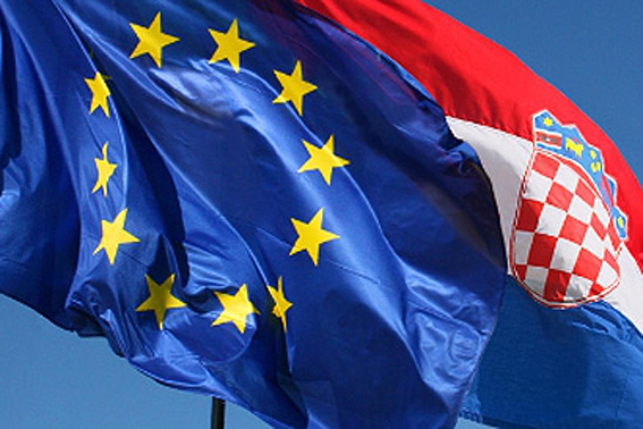 'croatia_eu_flag'