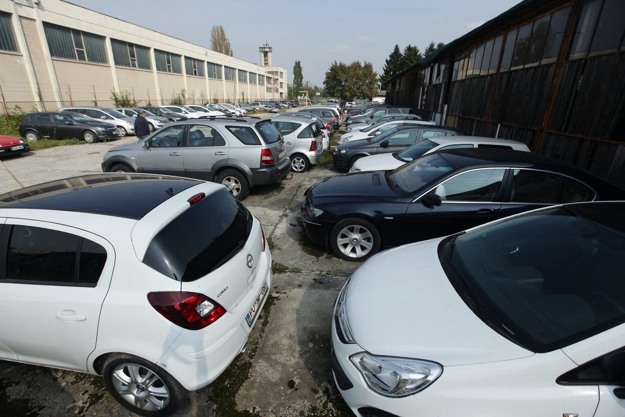 Zagreb: Luksuzni zapljenjeni automobili uskoro će ići u prodaju