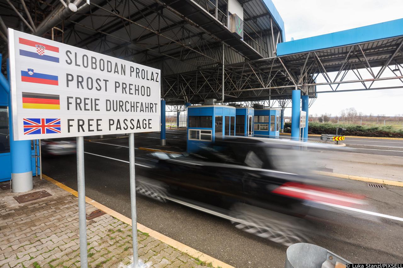 Hrvatska je ušla u Schengen: U Europu bez osobne iskaznice i putovnice