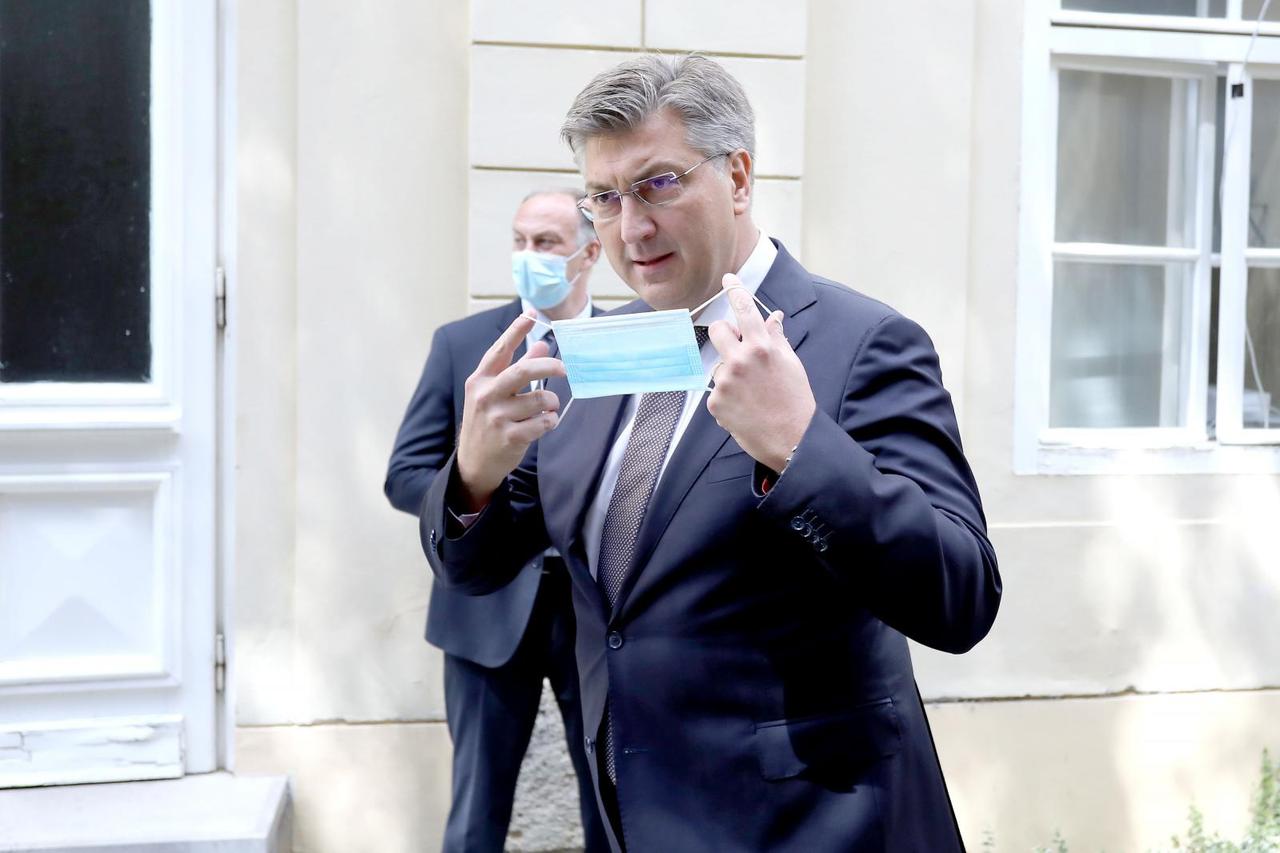 Dolazak uzvanika na dodjelu javnih priznanja Grada Zagreba povodom Dana Grada