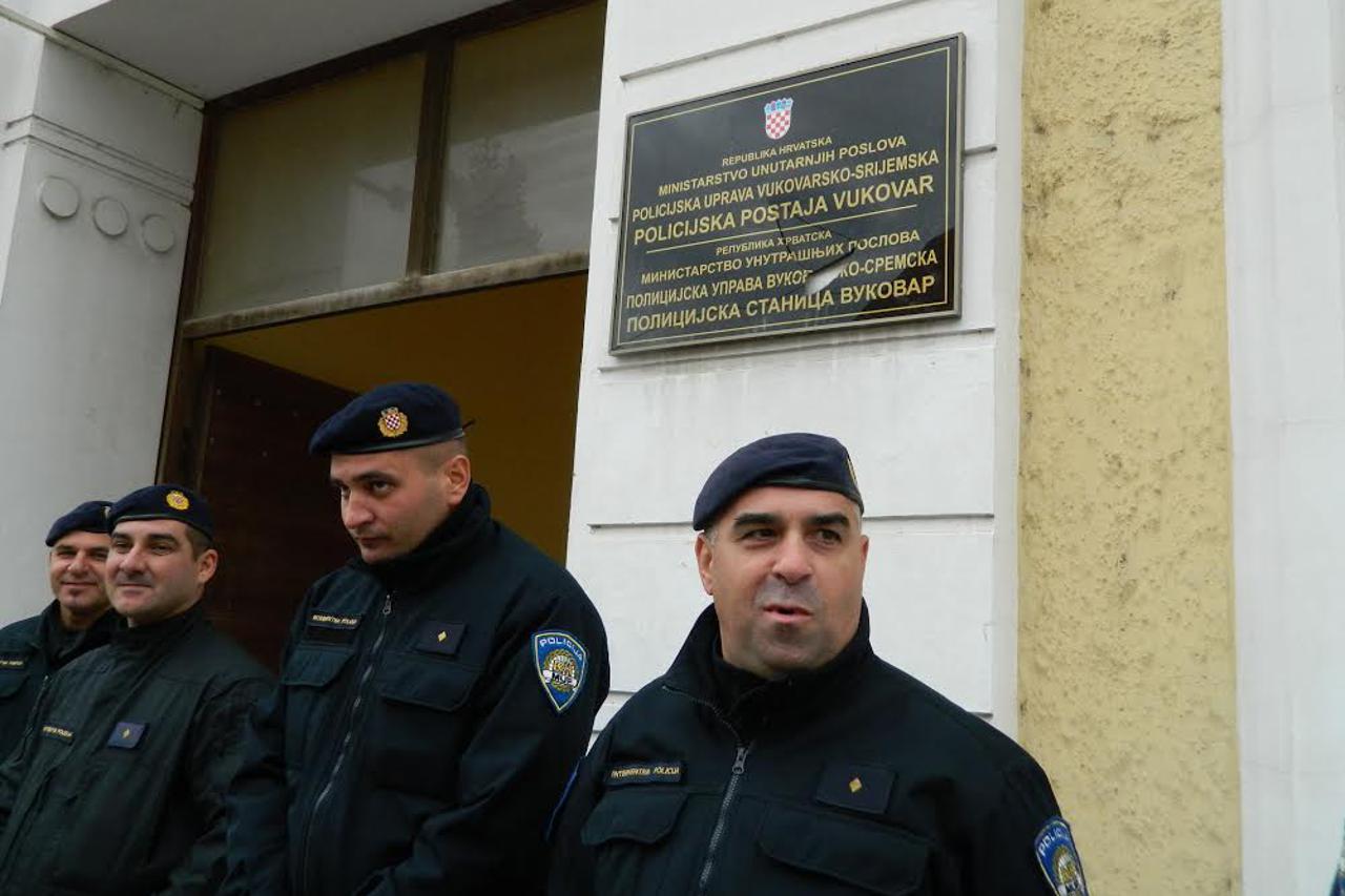 Vukovar,dvojezične ploče