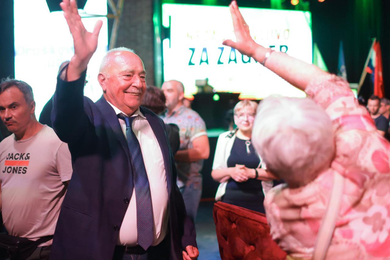 Zagreb: Roditelji Tomislava Tomaševića u Tvornici prate rezultate