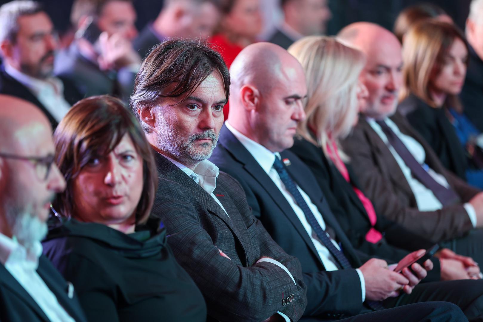 Glavni urednik Večernjeg lista Dražen Klarić, ministar Josip Dabro