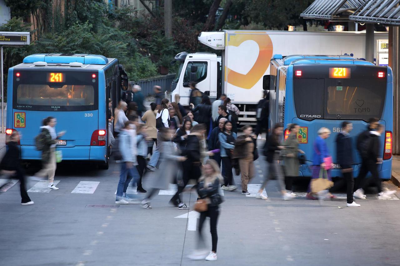 Zagreb: Stanje autobusnog voznog parka je izuzetno loše, Grad kupuje polovne autobuse po Njemačkoj