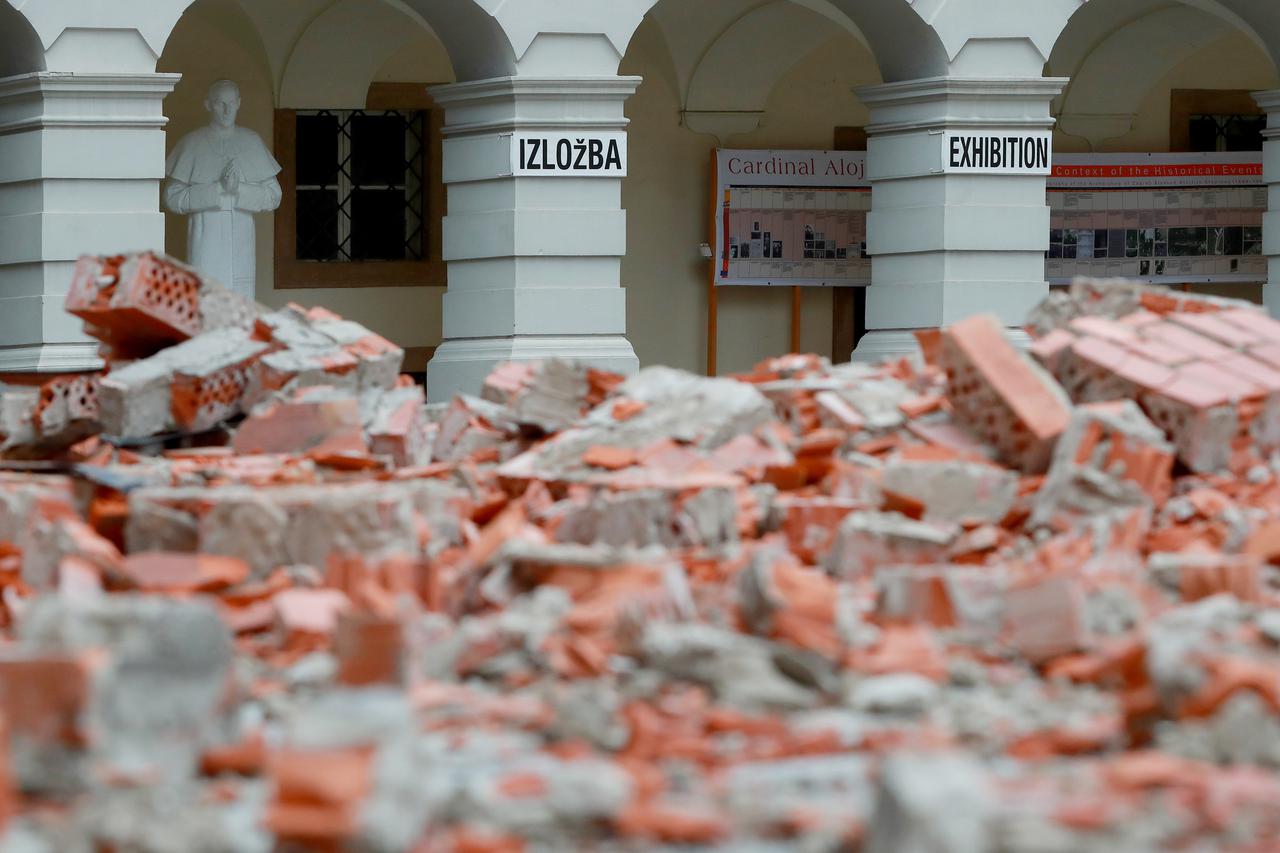 Zagreb: Započela je procjena štete od potresa na katedrali