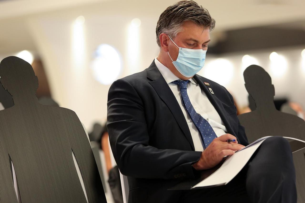 Zagreb: U restoranu GLobus obilježen Medjunarodnog dana nestalih osoba
