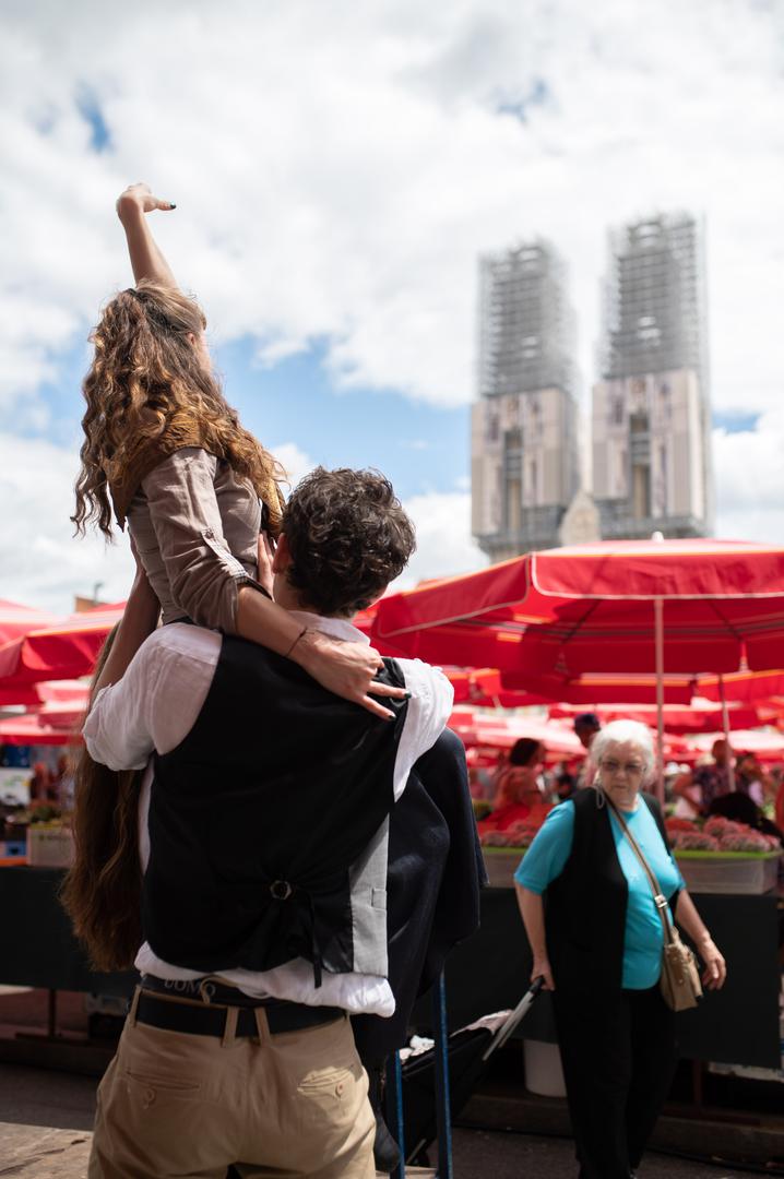 Mladi plesači povodom programa Dana otvorenog grada zaplesali su u ritmu starog Zagreba.