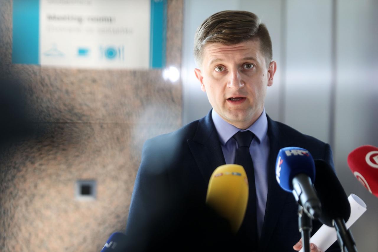 Zagreb: Brnjac i Marić dali izjave uoči početka sjednice Užeg kabineta Vlade