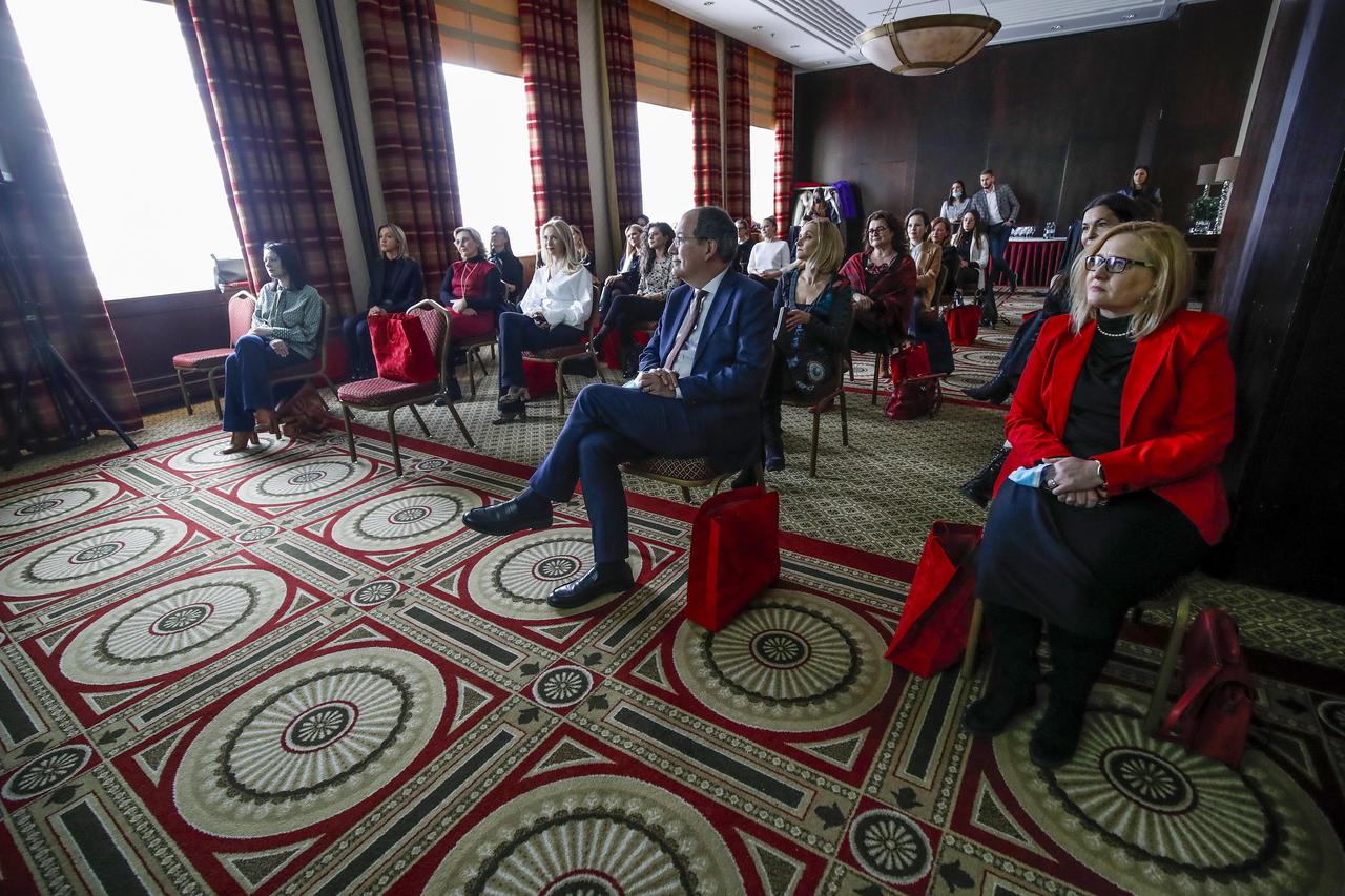 U hotelu Esplanade održan susret sudionica projekta Mentorstvo kao oblik networkinga među ženama
