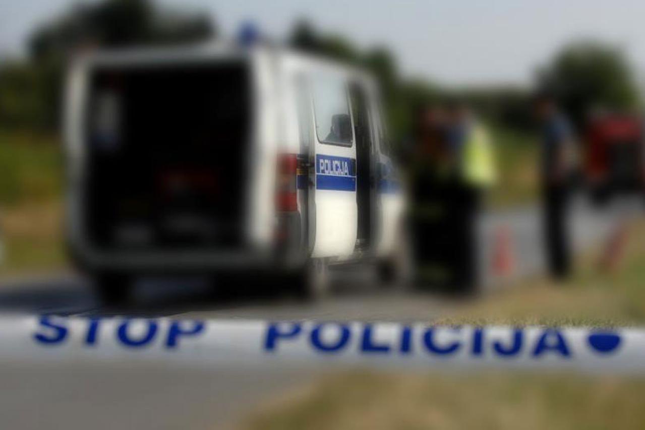 policija