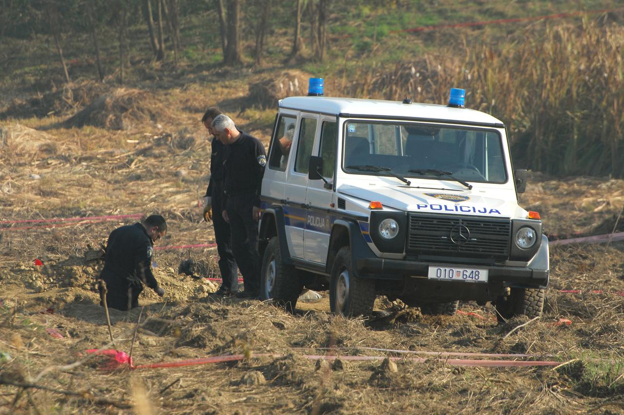 policija