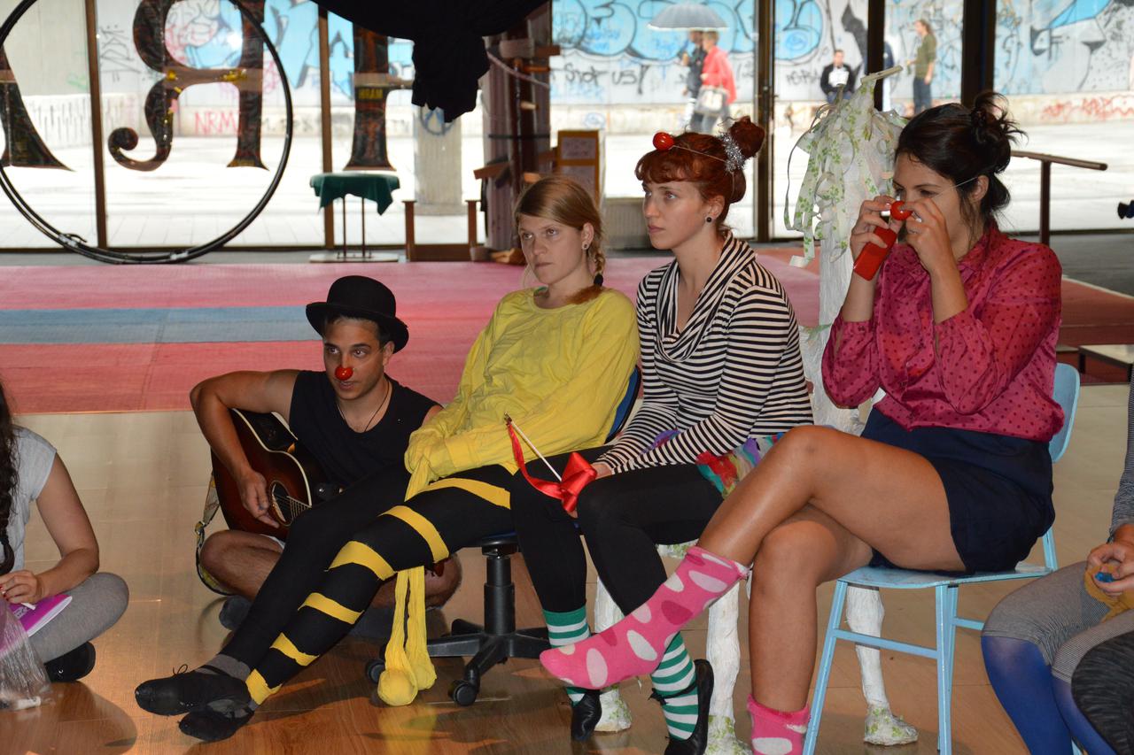 Audicija za klaunove crvene noseve