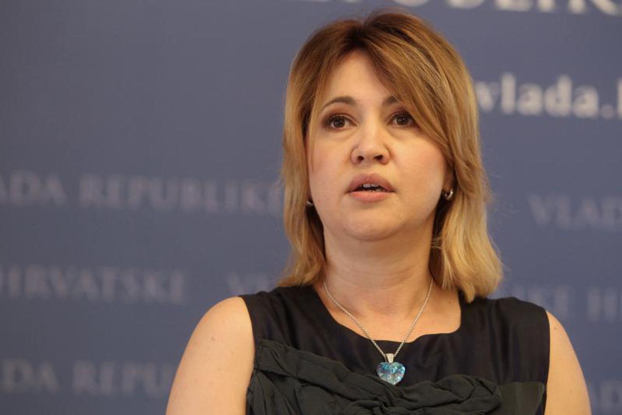 mirando mrsić,milanka opačić (1)