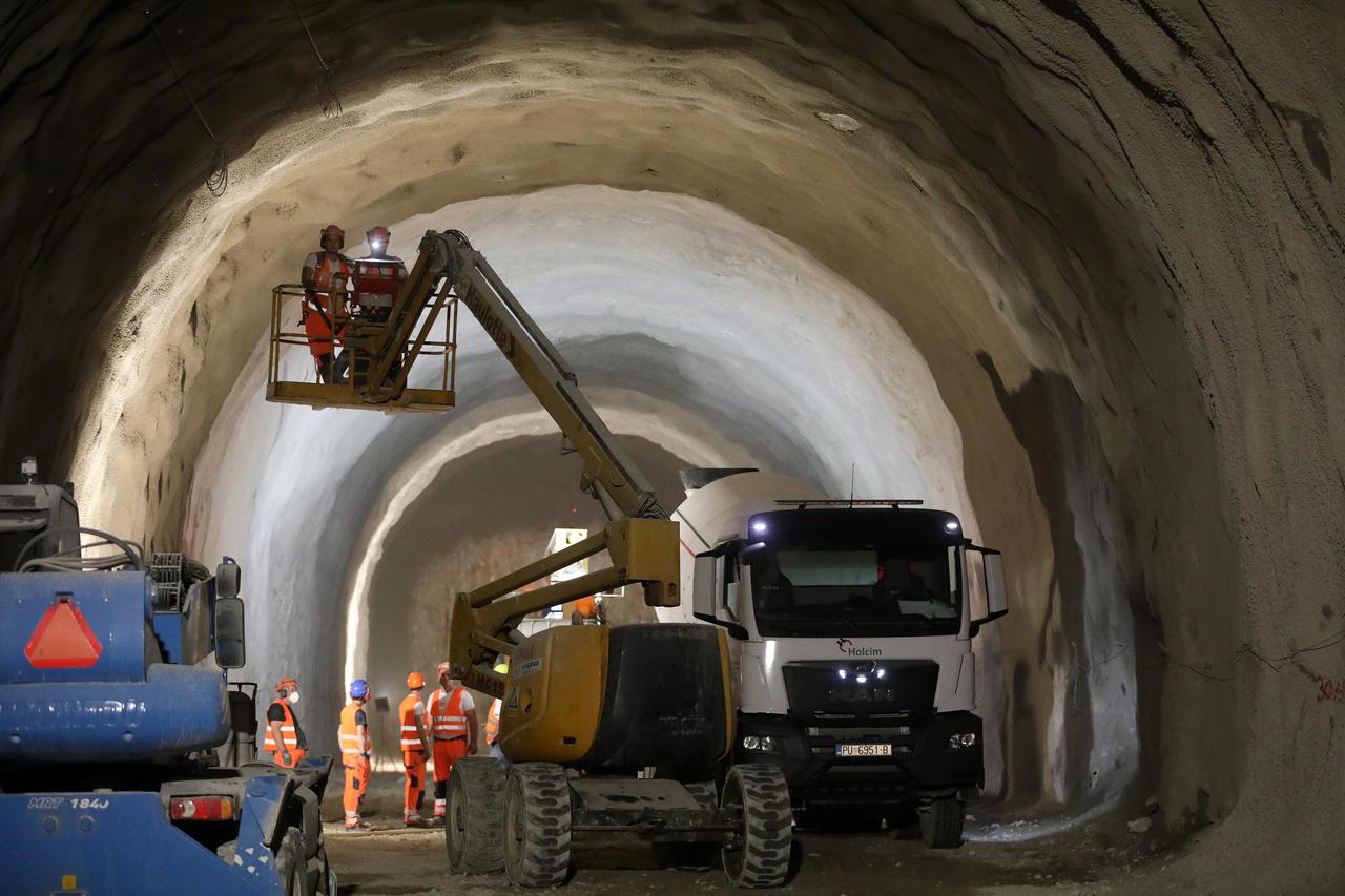Gradilište druge cijevi Tunela Učka