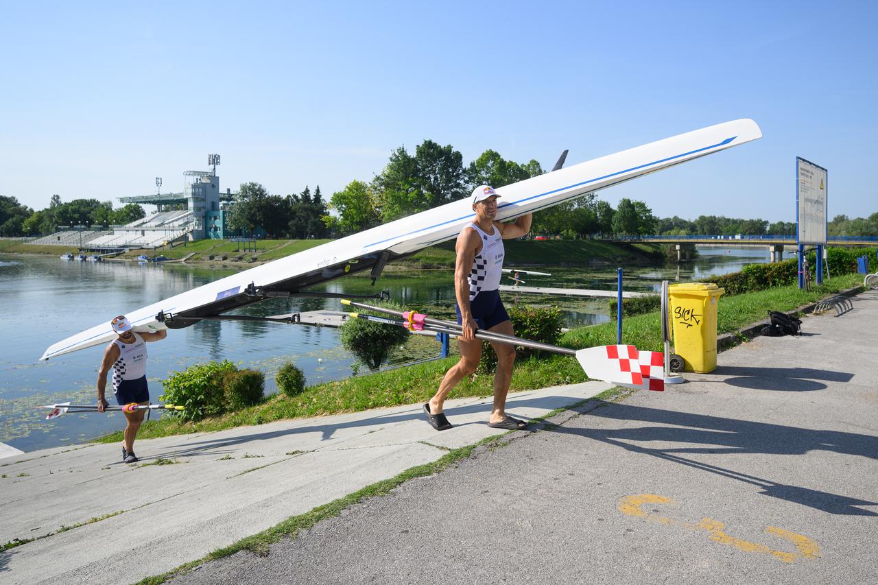 Zagreb: Medijsko druženje s braćom Sinković povodom početka nove veslačke sezone i odlaska na Svjetski kup u Sevillu