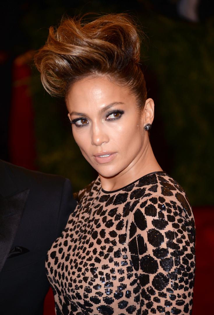  Jennifer Lopez 
