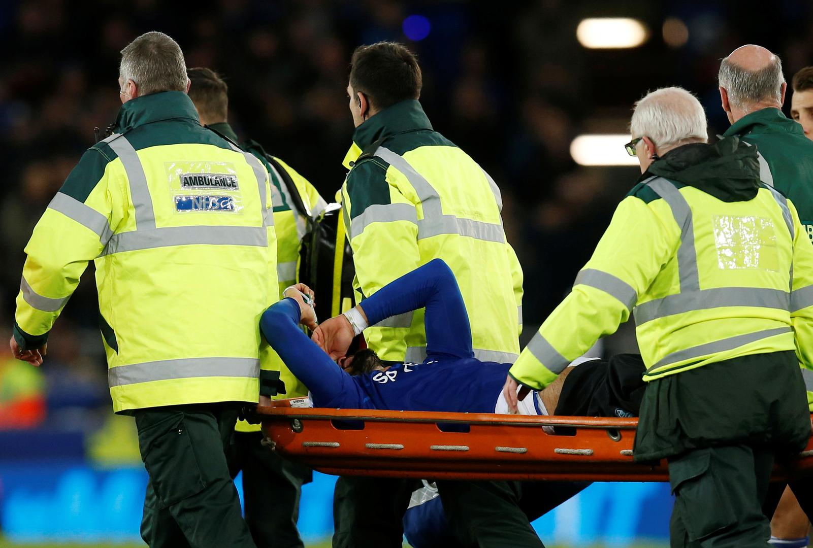 Ofenzivac Tottenhama dobio je crveni karton, a Gomesa čeka višemjesečna pauza.