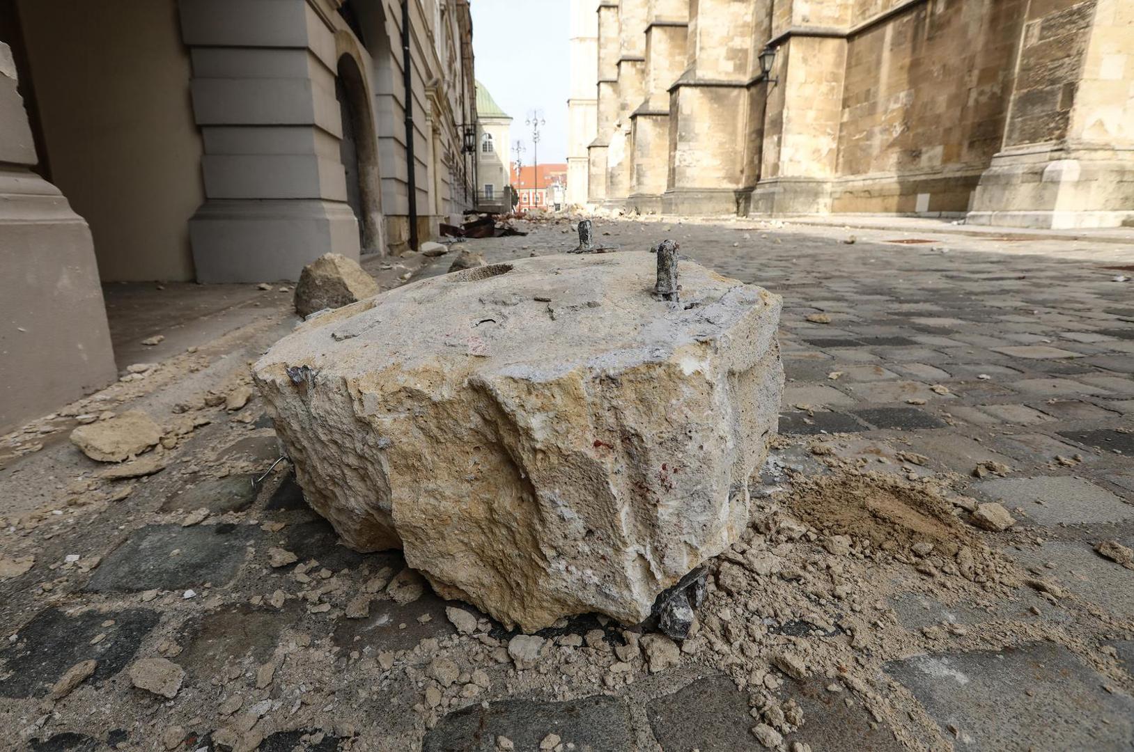 Riječ je o kompleksnoj obnovi Zagrebačke katedrale, jednog od najistaknutijih spomenika hrvatske kulturne baštine i simbola Zagreba, koja se obnavlja nakon potresa.