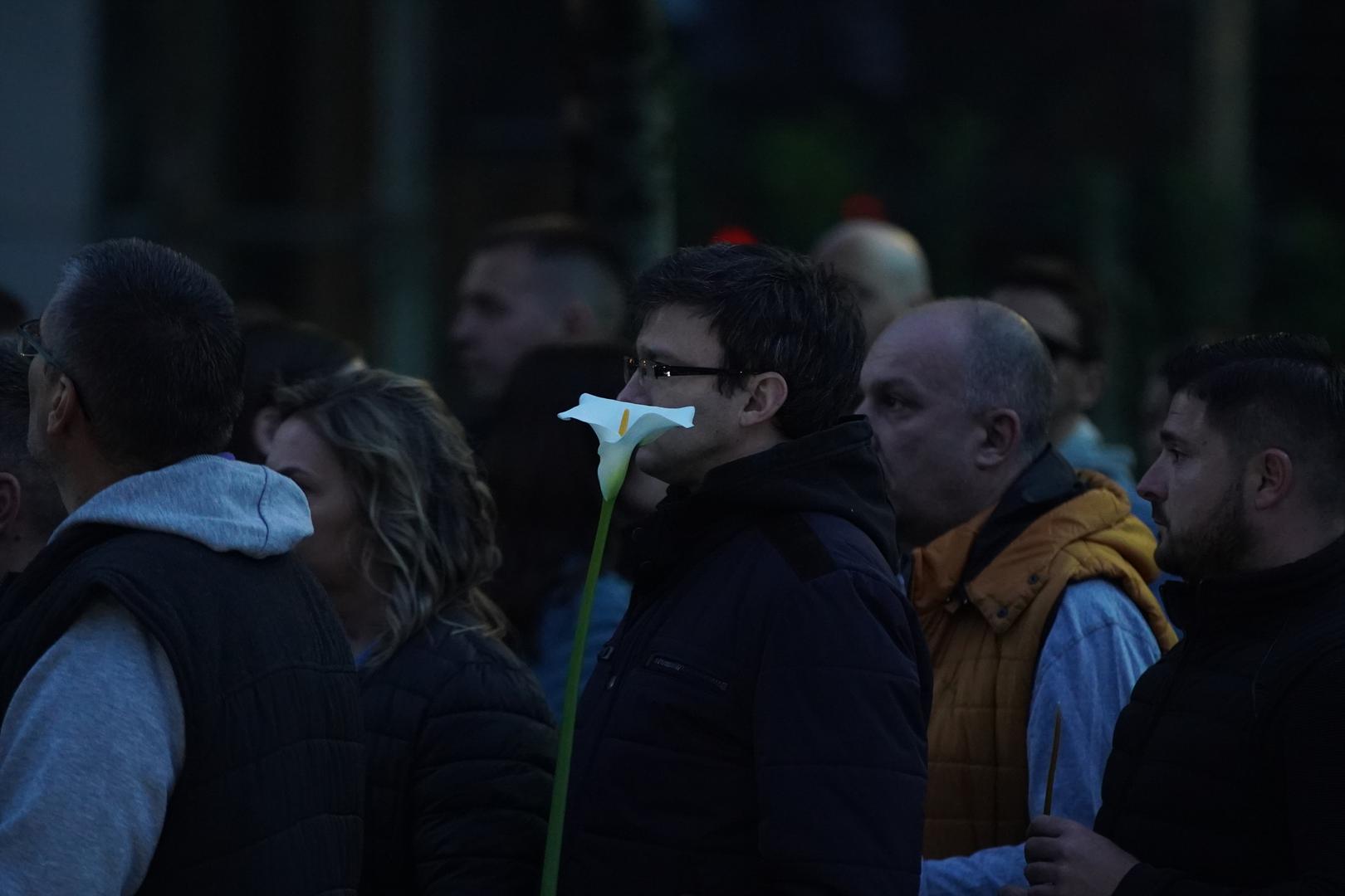 03, May, 2023, Belgrade - Citizens gathered on Cvetni trg to pay their respects to the victims of the tragedy that happened at the "Vladislav Ribnikar" Elementary School this morning when a seventh-grade grader killed eight students and a security guard.     03, maj, 2023, Beograd - Gradjani su se okupili na Cvetnom trgu kako bi odali pocast stradalima u tragediji koja se desila u Osnovnoj skoli "Vladislav Ribnikar" jutros kada je cenik sedmog razreda ubio osam ucenika i radnika obezbedjenja.     Photo: Antonio Ahel/ATAImages/PIXSELL