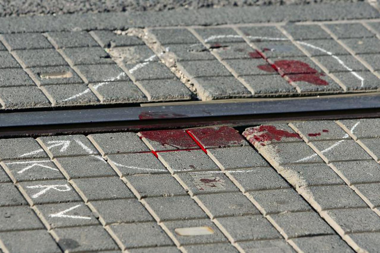 nalet tramvaja na pješaka (1)