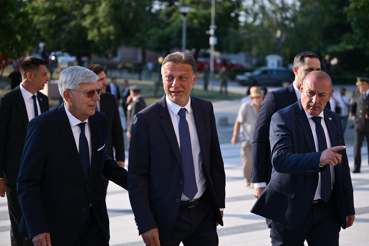 Knin: Dolazak visokih dužnosnika na obilježavanje 31. obljetnice vojno-redarstvene operacije Oluja