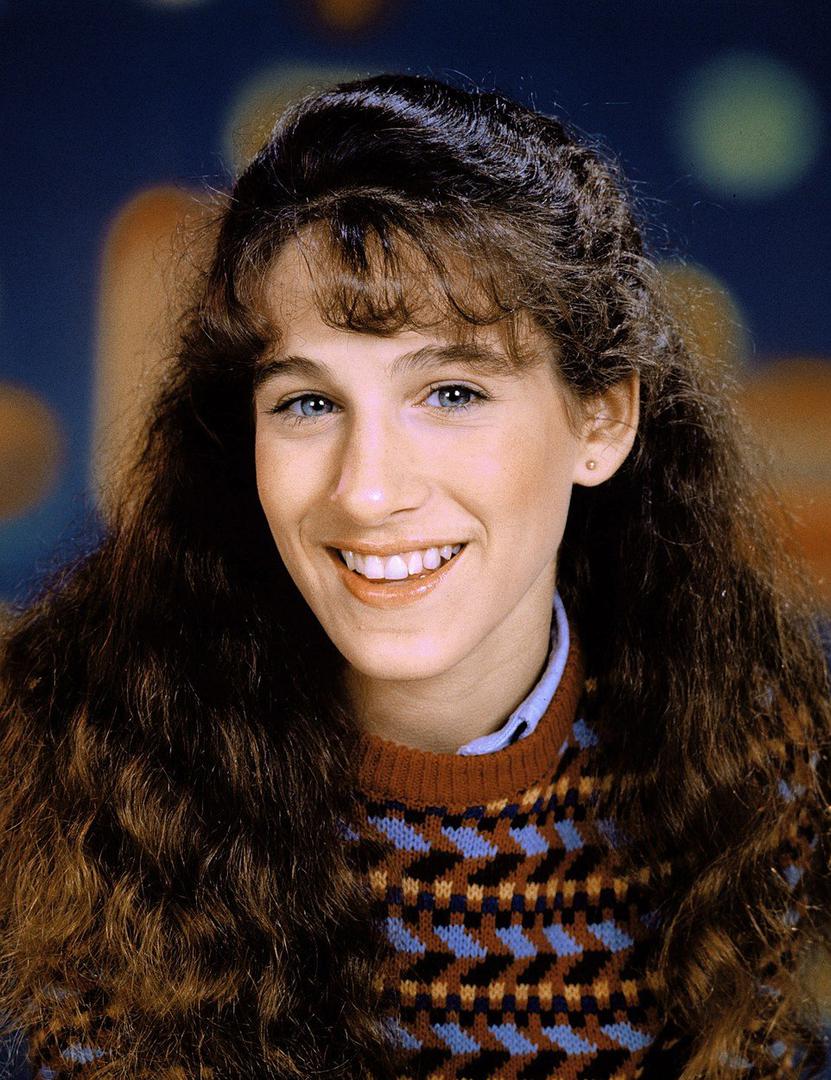 Sarah Jessica Parker od djetinjstva je trenirala balet i oduvijek je pokazivala interes za glumom. Preseljenjem u New York počela je još kao djevojčica graditi glumačku karijeru i prve uloge su joj bile i predstavama "Moje pjesme, moji snovi" i "Annie".