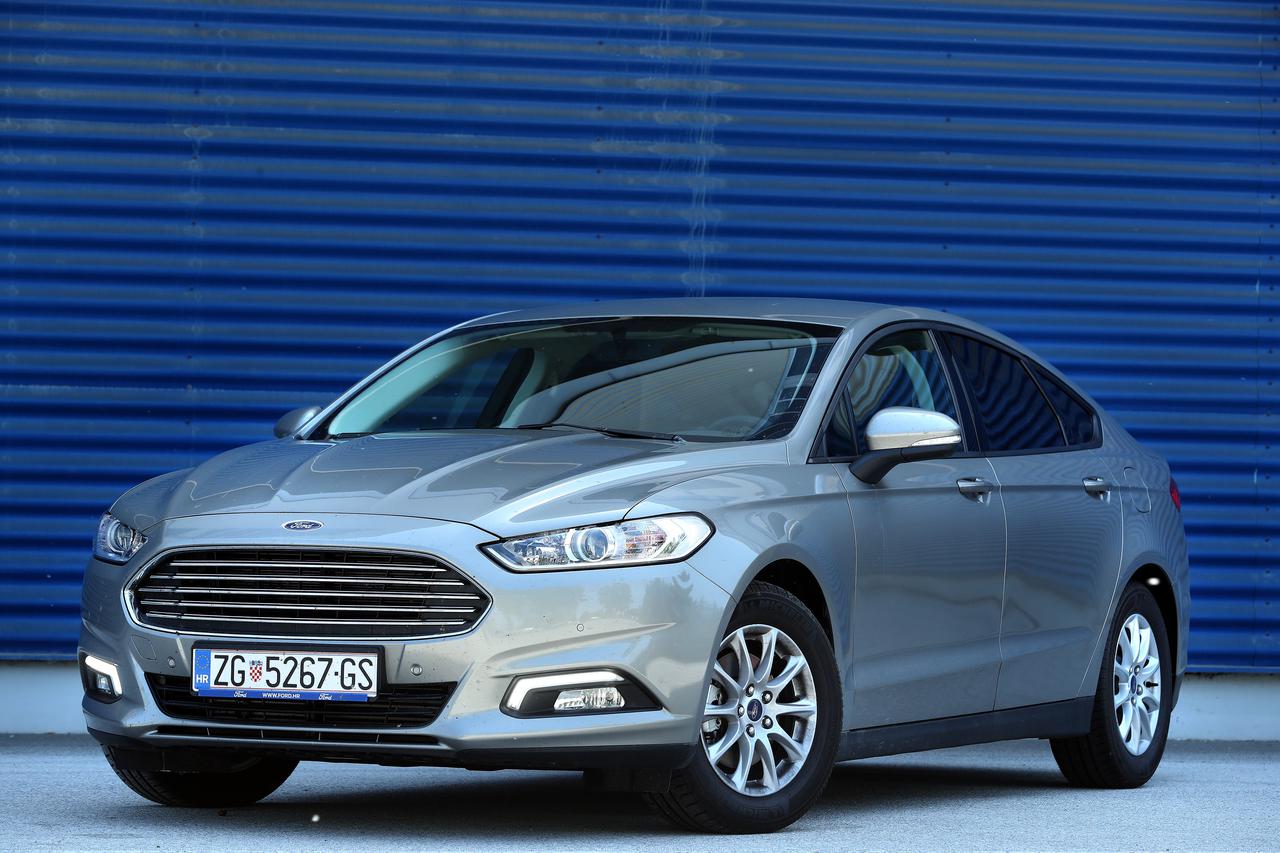 Ford Mondea