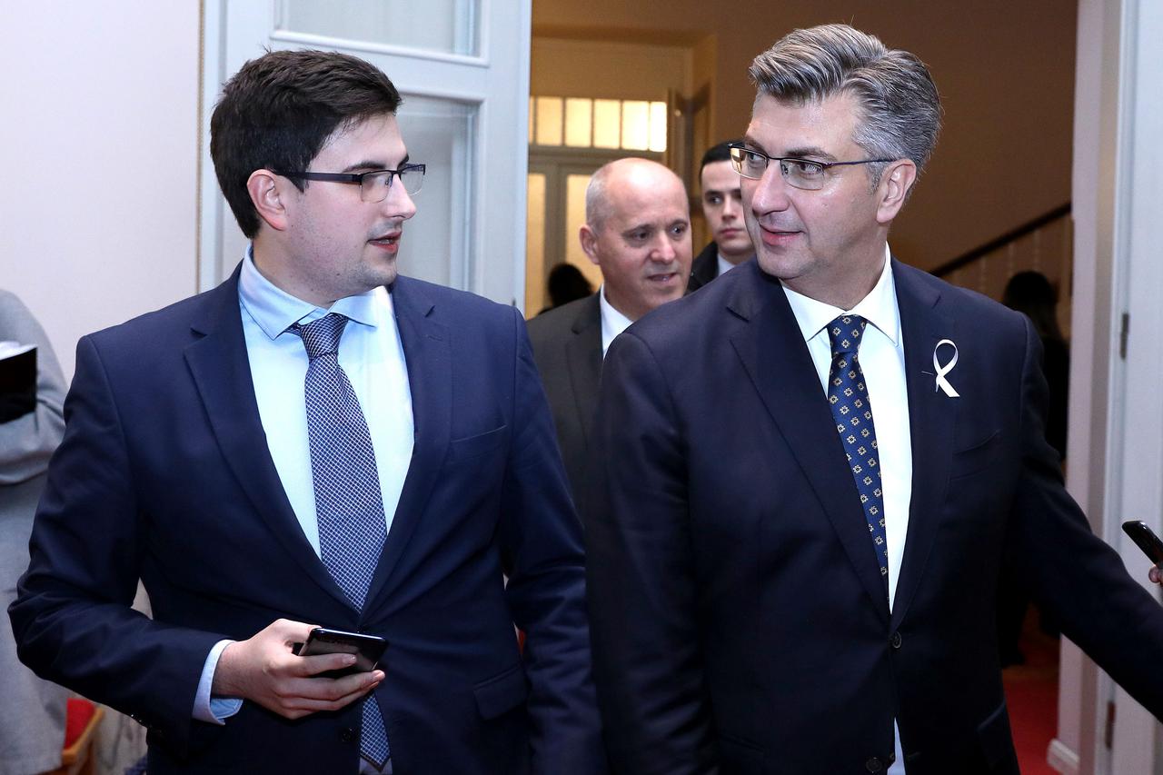 Plenković se obratio medijima nakon rasprave o proračunu RH za 2019.