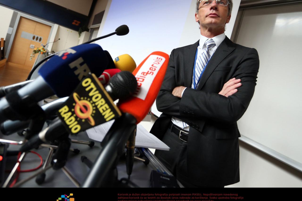 '26.10.2012., Zagreb - Godisnja ekonomska konferencija 2012. na Ekonomskom fakultetu. Konferenciju je otvorio dekan Tonci Lazibat i najavio predavanja Ive Josipovica, Borisa Vujcica, Borisa Cote.... P