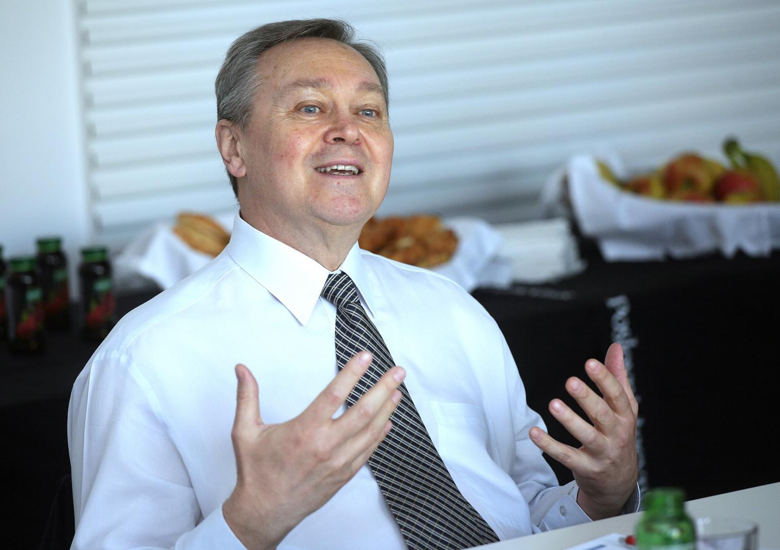 Zdenko Adrović, HUB: Banke bi gubile oko milijardu kuna prihoda ako bi se uveo euro na raznim konverzijskim provizijama