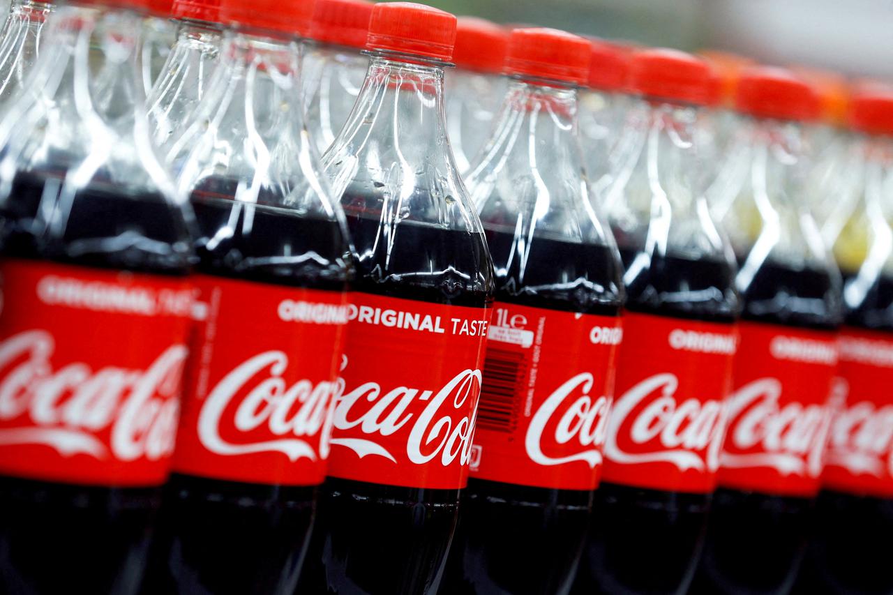 Boce Coca-Cole i Romerquelle vode
