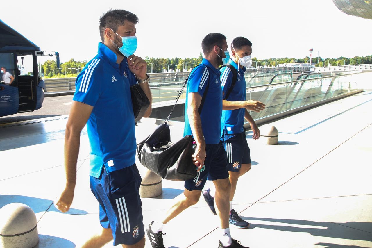 Zagreb: Odlazak igrača Dinama u Varšavu na uzvratnu utakmicu protiv Legije