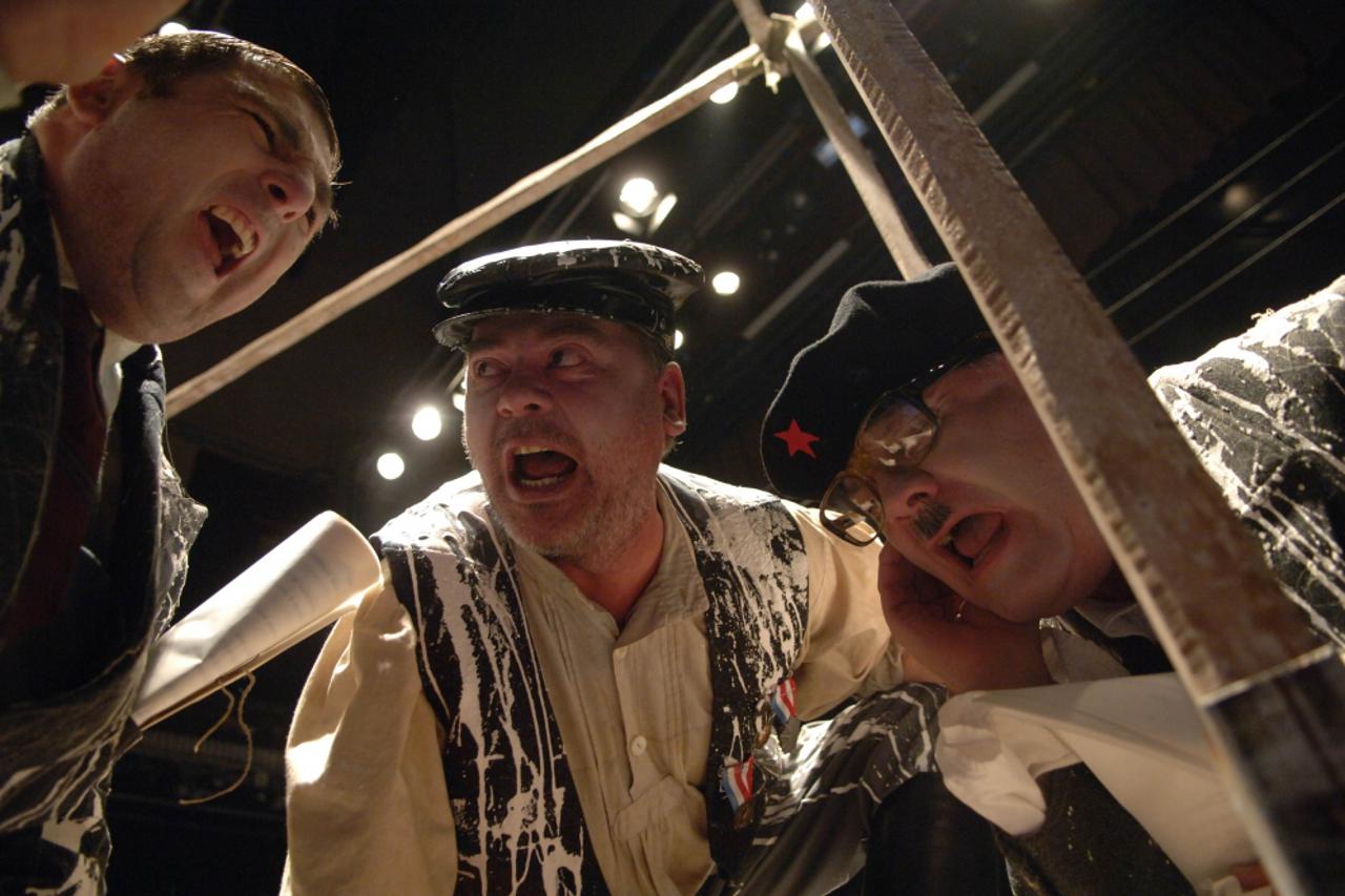 Predstava Hamleta u selu Mrduša Donja,