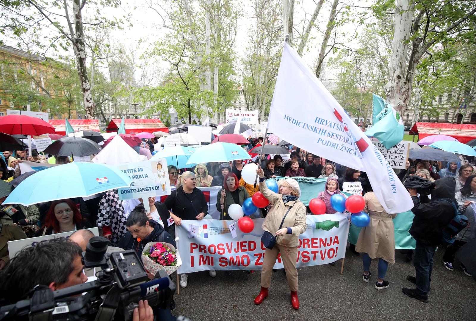 11.05.2023., Zagreb - Na Zrinjevcu odrzan prosvjed medicinskih sestara,

Sestrinskog sindikata i Samostalnog sindikata zdravstva kojim traze bolje uvjete. Photo: Slavko Midzor/PIXSELL