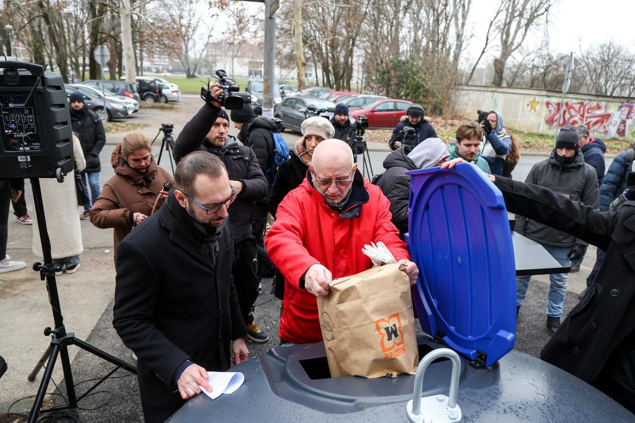 Zagreb: Tomašević i zamjenici obišli ugrađene polupodzemne spremnike u Zapruđu