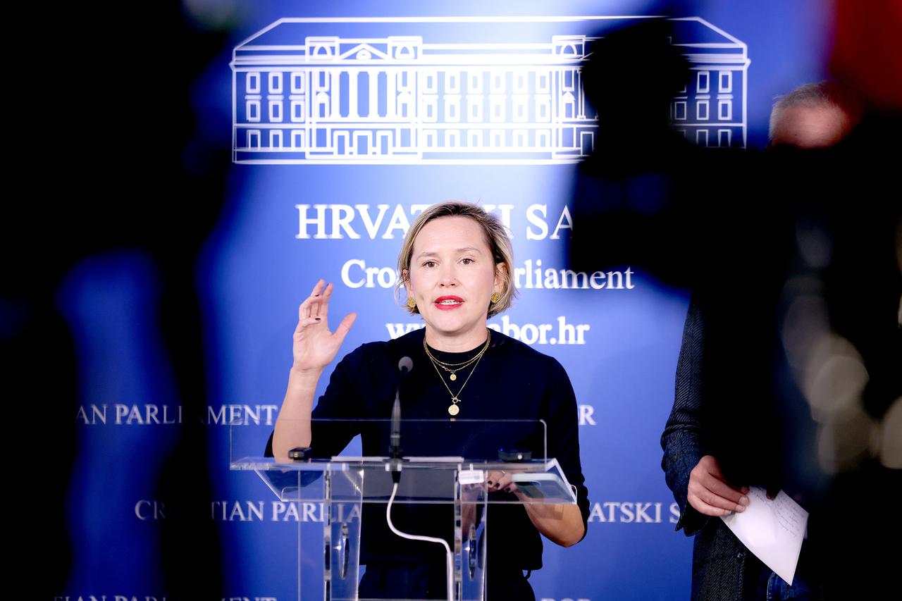 Zagreb: Ivana Kekin i Damir Bakić o prijedlogu izmjena i dopuna Zakona o zdravstvenom osiguranju